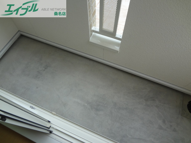 バルコニー　同タイプの画像です