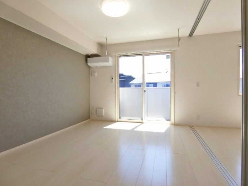 居室・リビング　図面と現状に相違がある場合には現状を優先