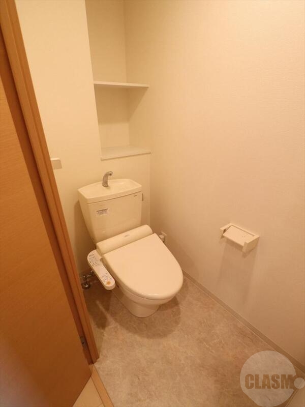 トイレ　温水洗浄便座