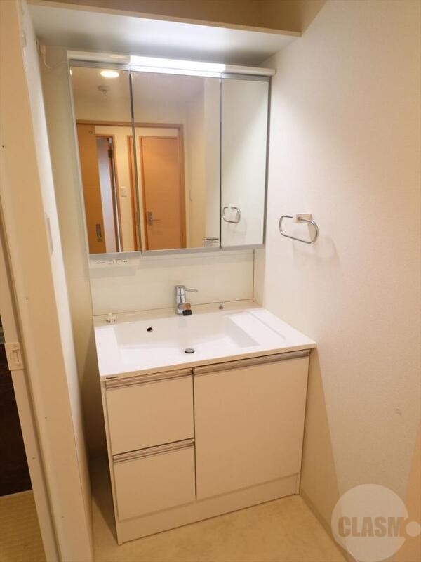 洗面設備　シャンプードレッサー