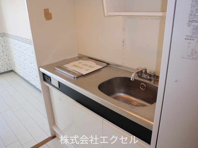 キッチン　ＩＨ付きキッチンです。