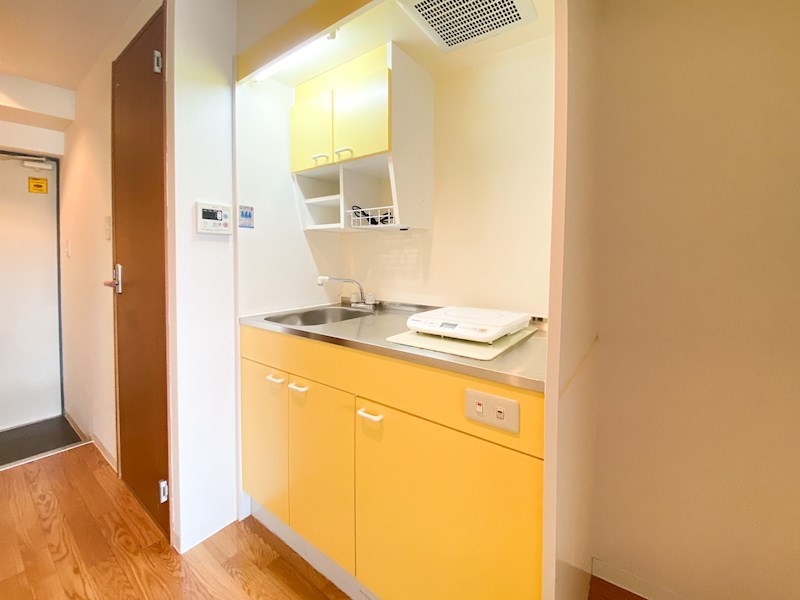 キッチン　同物件他室画像です