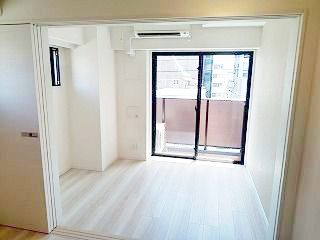 居室・リビング　★角部屋、二面採光、風通しも良好★