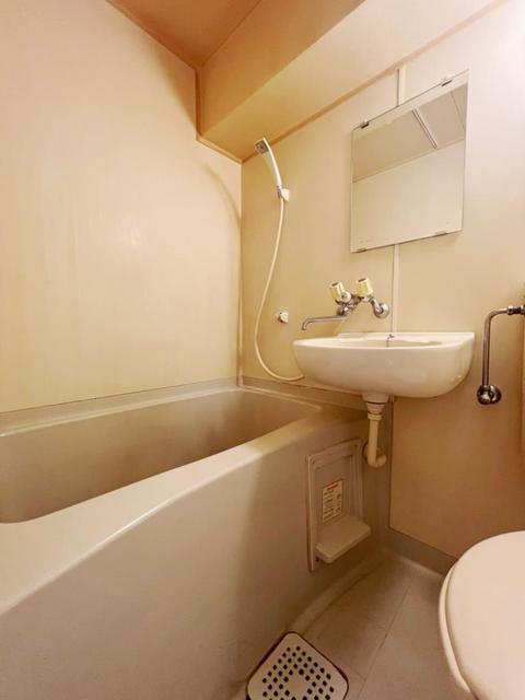 バス・シャワールーム　別部屋同仕様タイプ