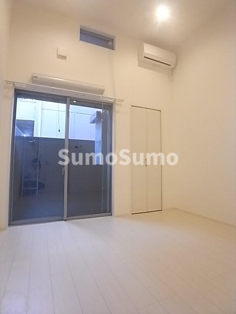 居室・リビング　ゆったりとした居間です