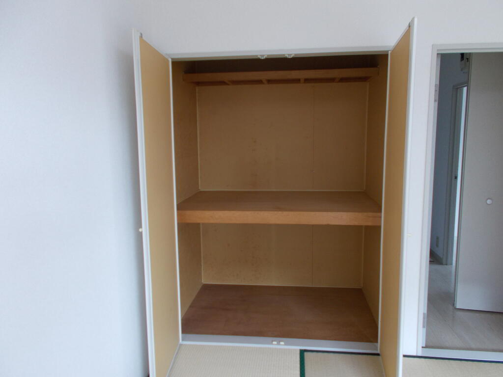 収納　（参考）他室の写真を使用しています。現況優先となります。