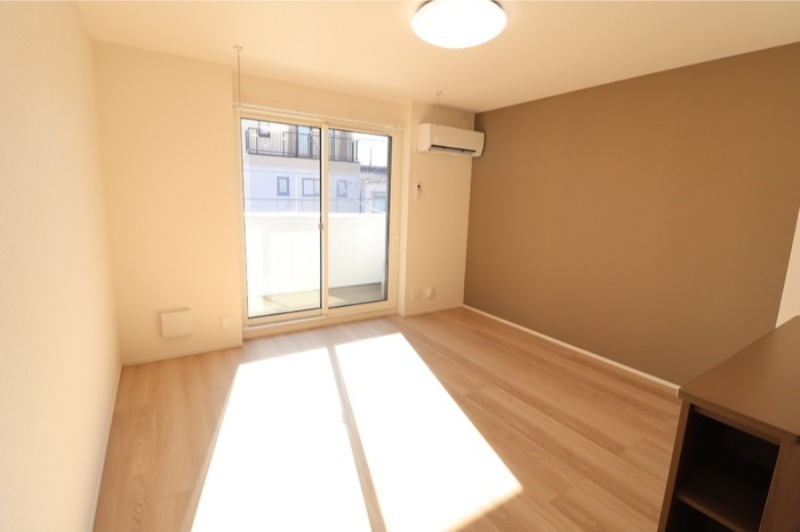 居室・リビング　図面と現状に相違がある場合には現状を優先