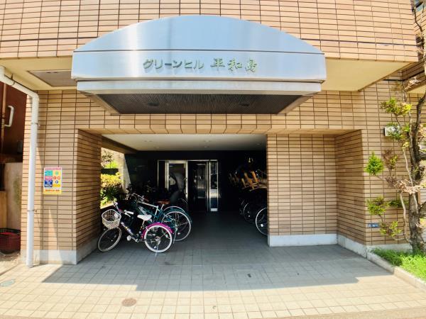 エントランス　ゆとりのあるエントランスです