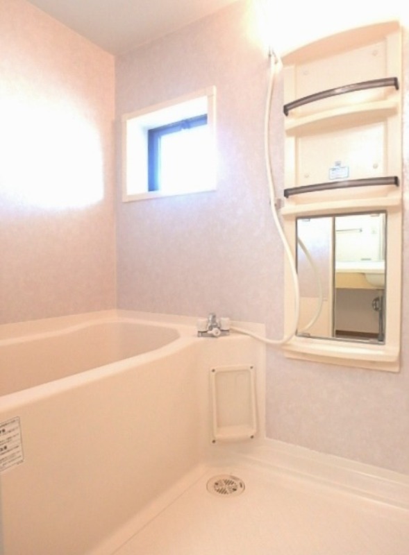 バス・シャワールーム　図面と現状に相違がある場合には現状を優先