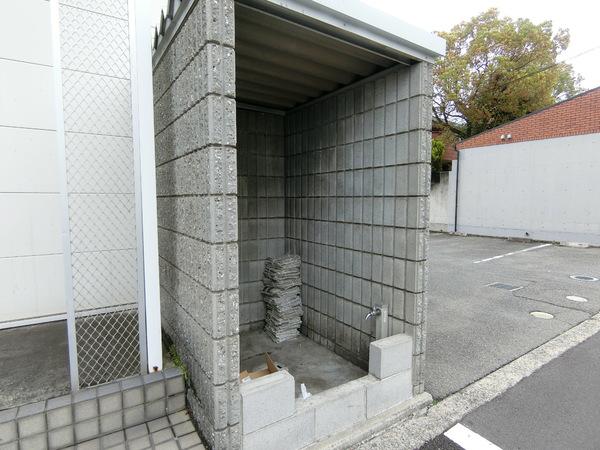 近鉄南大阪線 高鷲駅 徒歩11分 2階建 築27年の外観写真