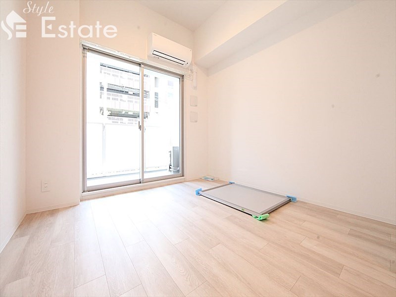 居室・リビング　内装