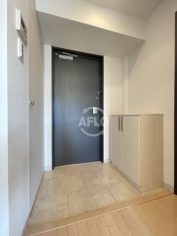 玄関　ルクレ西長堀　玄関