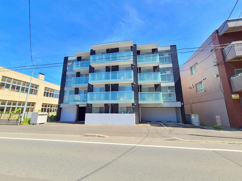 建物外観　人気のデザイナーズマンションです☆