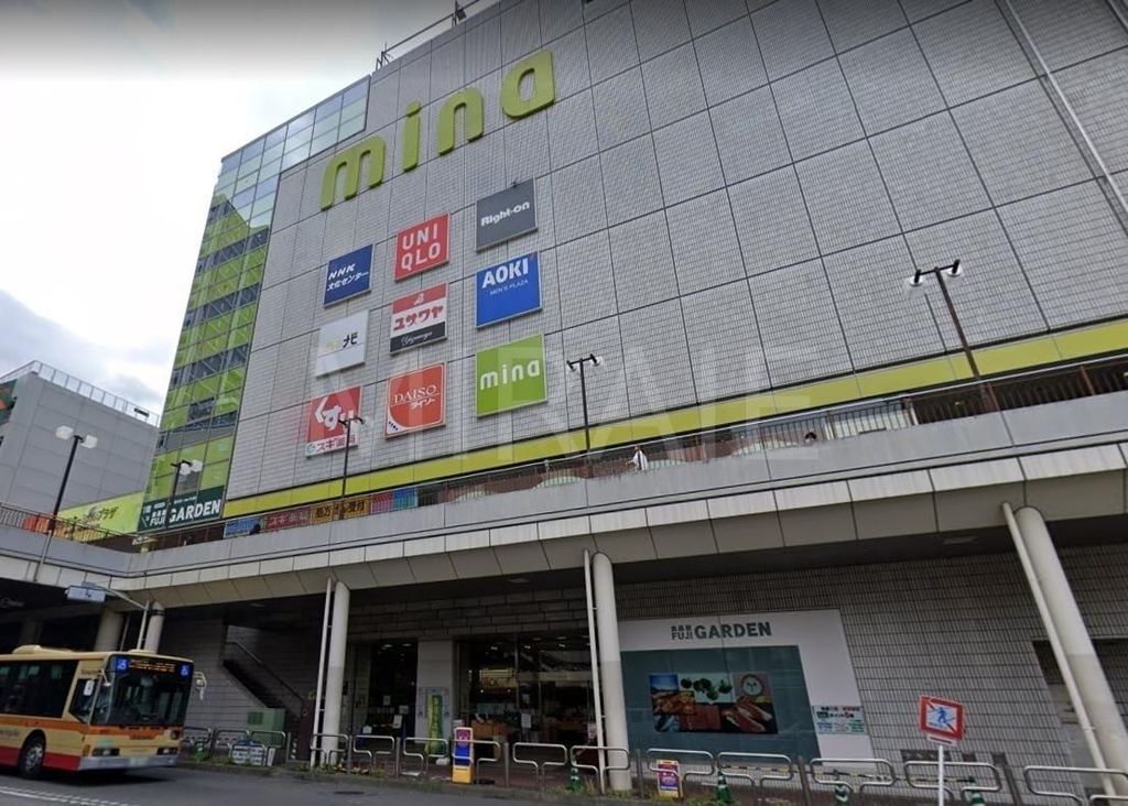 ショッピングセンター　プラザ町田（ショッピングセンター）まで490m