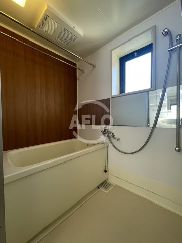 バス・シャワールーム　ロベリア弐番館　浴室