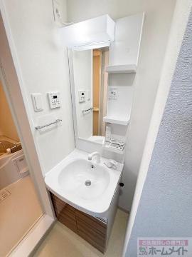 洗面設備　洗髪洗面化粧台