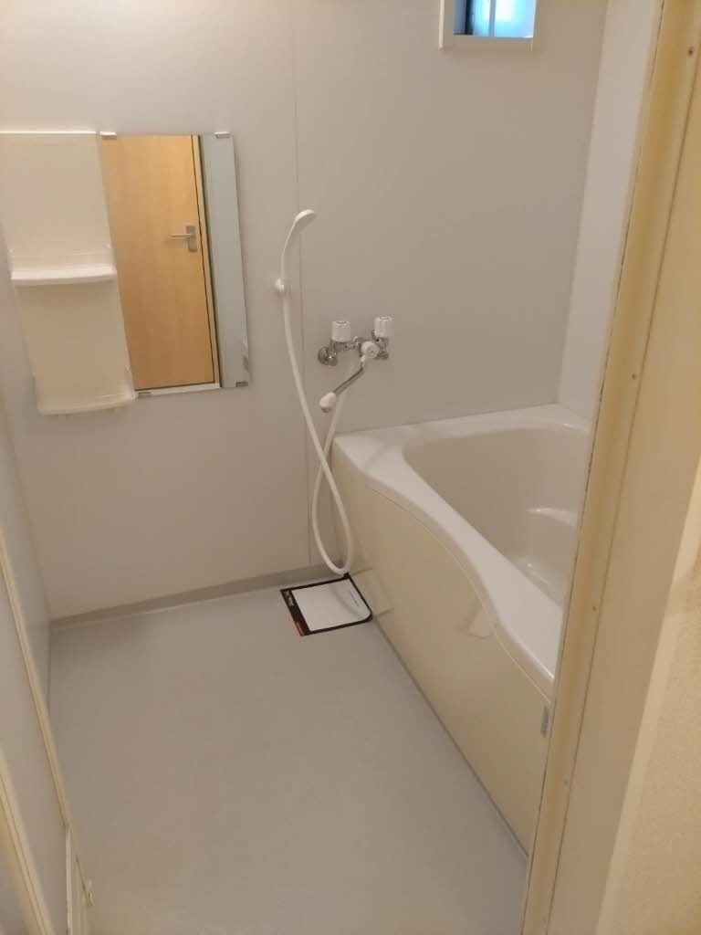 バス・シャワールーム　浴室