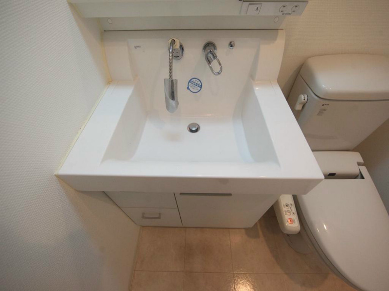 洗面設備　独立洗面台（シャンプードレッサー付）