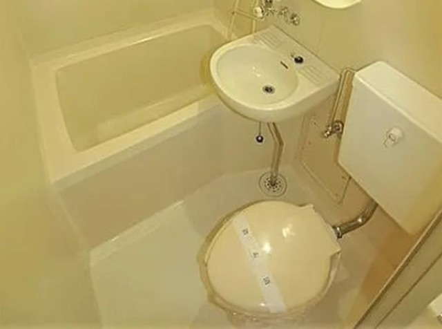 トイレ　別部屋参考写真