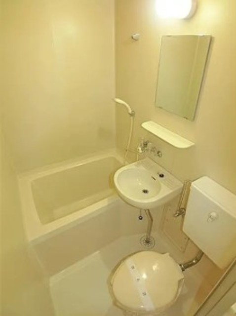 バス・シャワールーム　別部屋参考写真