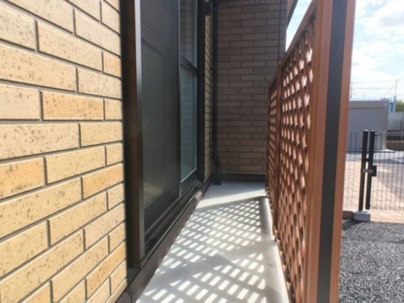 バルコニー　図面と現状に相違がある場合には現状を優先