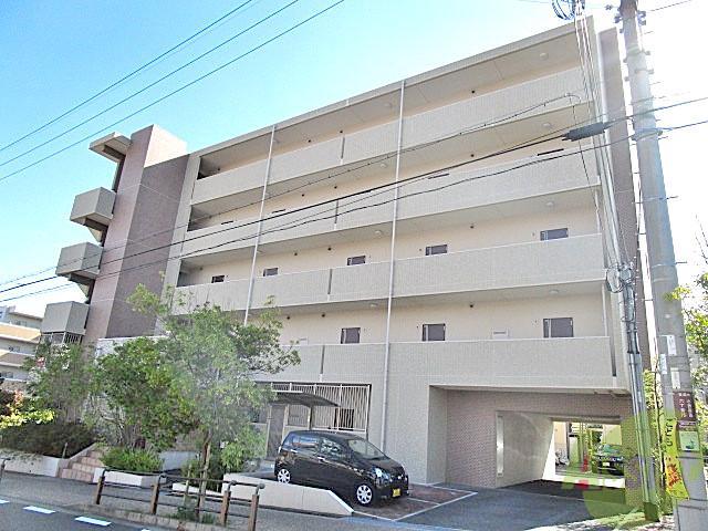 建物外観　箕面市小野原西「Ｓｔｅｐ　ｕｐ　Ｃｏｕｒｔ」