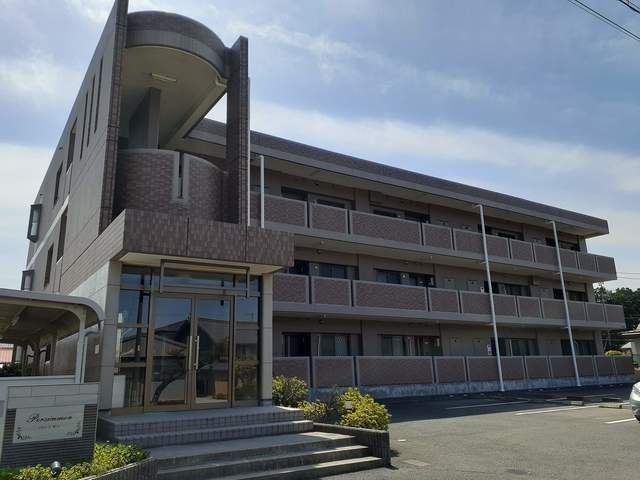 建物外観　落ち着いた雰囲気の外観です