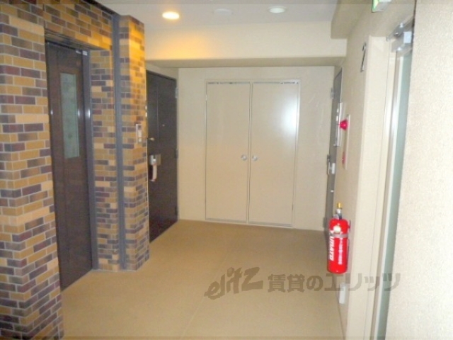 ロビー　ロビー