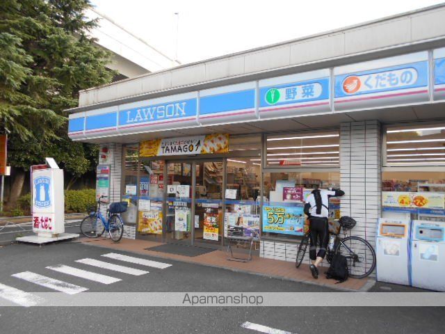 コンビニ　ローソン　板橋三園一丁目店（コンビニ）まで635m