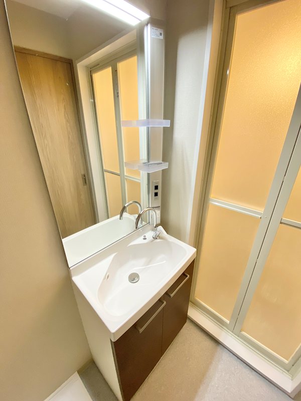 洗面設備　洗面化粧台