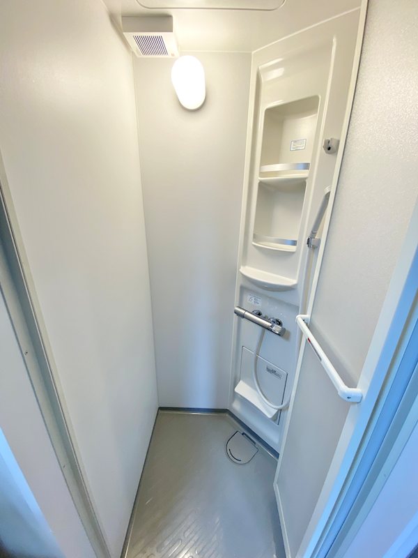 バス・シャワールーム　シャワールーム