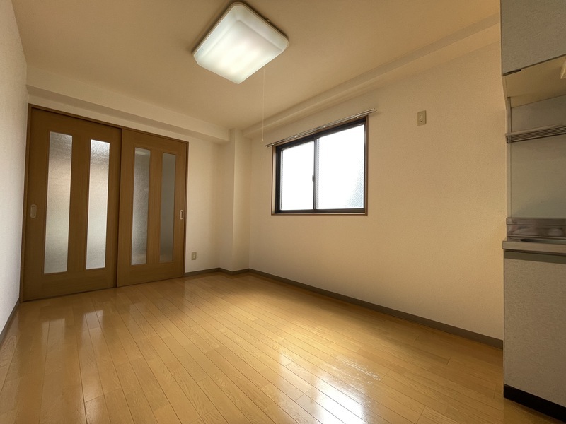 居室・リビング　ロイヤルレジデンス