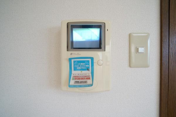 セキュリティ　モニター付きインターホン