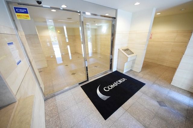 エントランス　★オートロック付きです★
