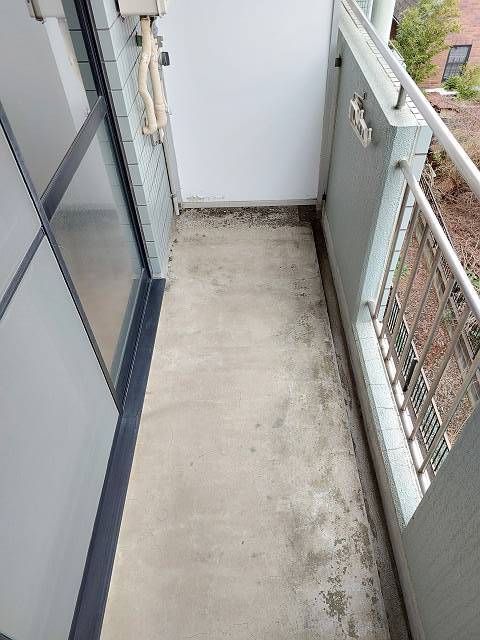 バルコニー　陽当たり良好なバルコニーです