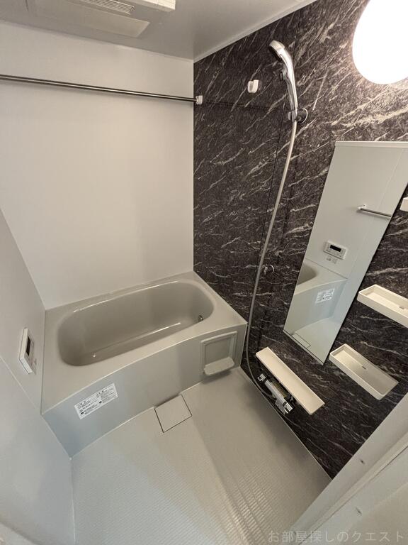 バス・シャワールーム　（写真は同仕様）