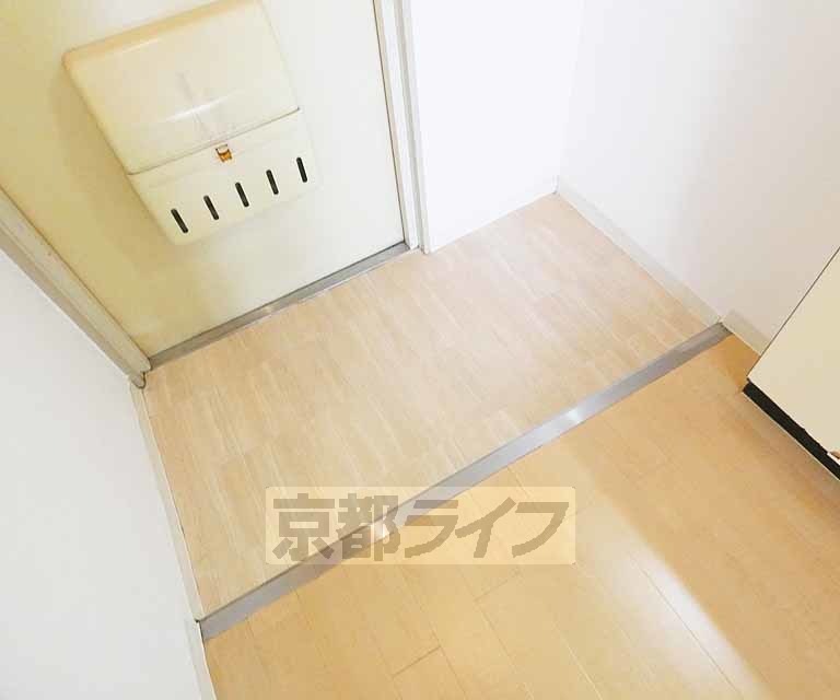 玄関　大きな段差がありません