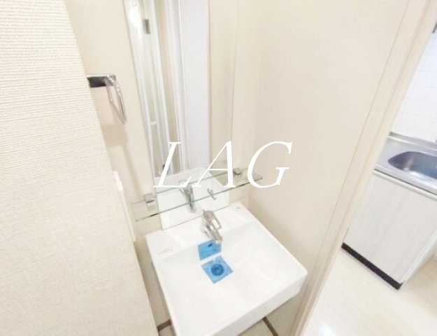 洗面設備　独立洗面台です。