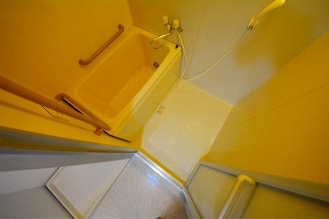 バス・シャワールーム　浴室