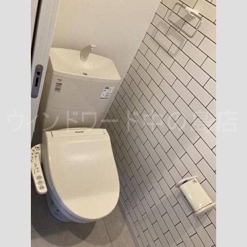 トイレ　詳細は、ウィンドワード中の島店までご相談下さい。