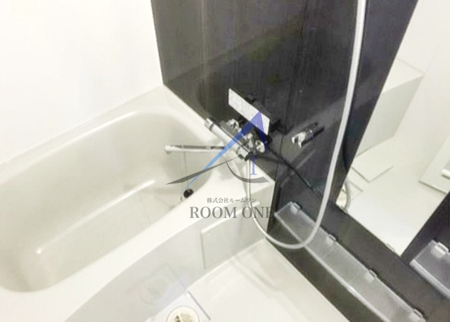バス・シャワールーム　お風呂です。