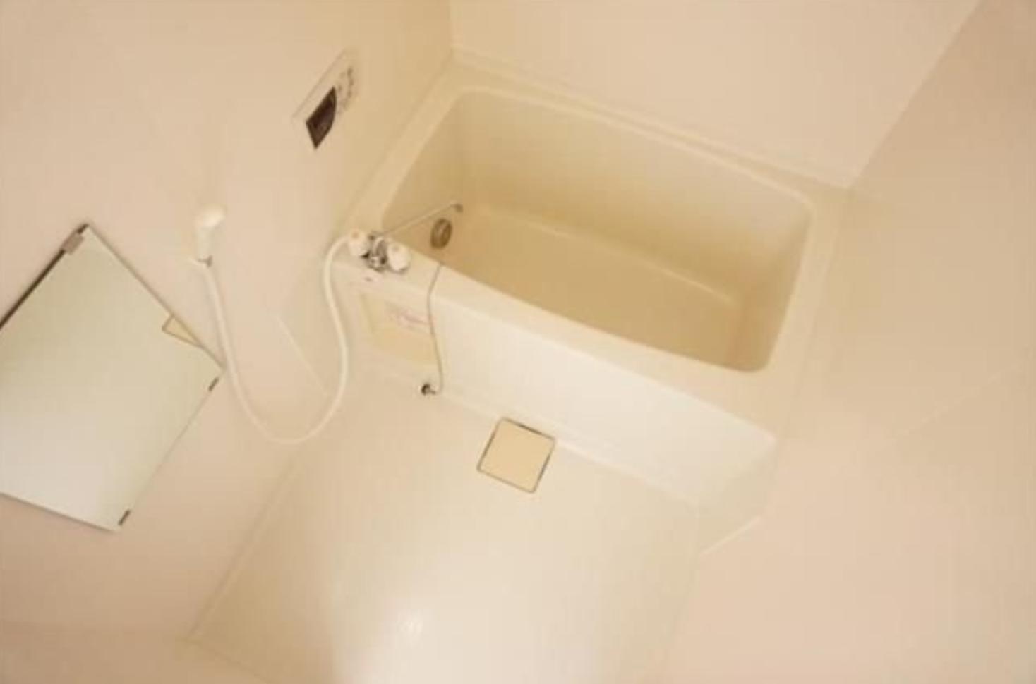 バス・シャワールーム　風呂