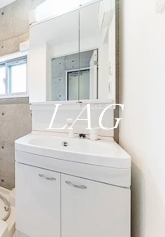 洗面設備　独立洗面台です。