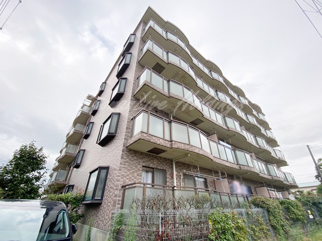建物外観　鉄筋コンクリートマンションで防音面も安心♪