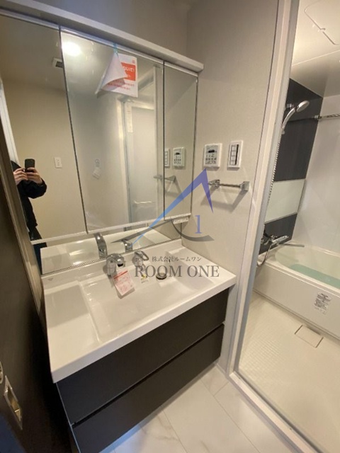 洗面設備　洗面台です。