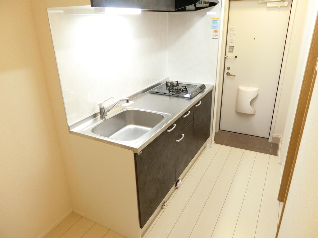キッチン　※内観写真・動画・パノラマは同物件別部屋(同タイプ間取り)の