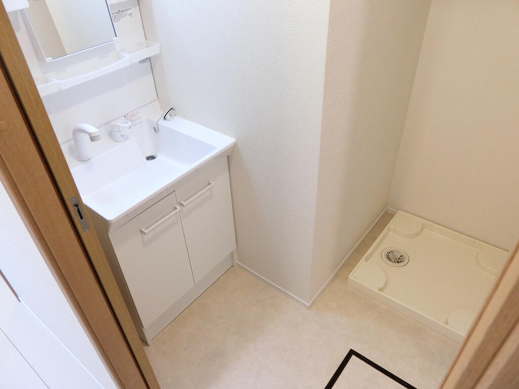 洗面設備　※内観写真・動画・パノラマは同物件別部屋(同タイプ間取り)の