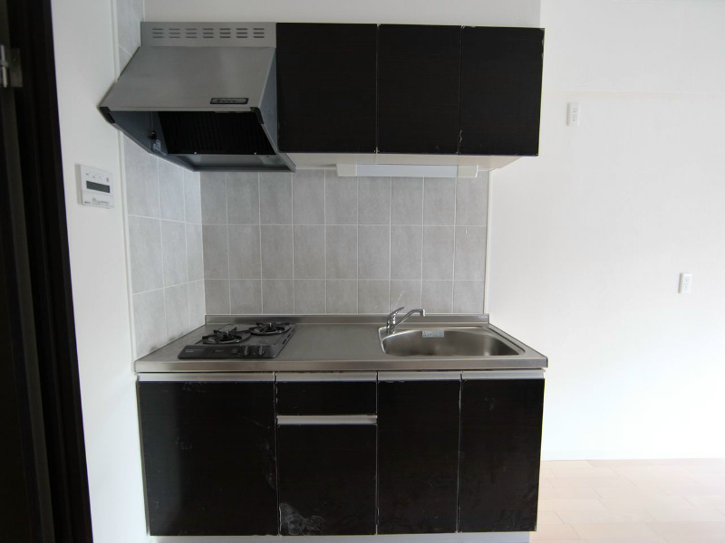 キッチン　システムキッチン（ガス2口コンロ付）