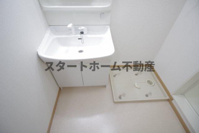 洗面設備　忙しい朝には欠かせない洗面所です