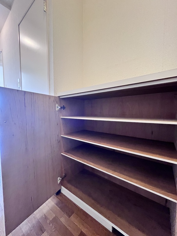 収納　収納力の高いシューズボックス　※同タイプ別部屋